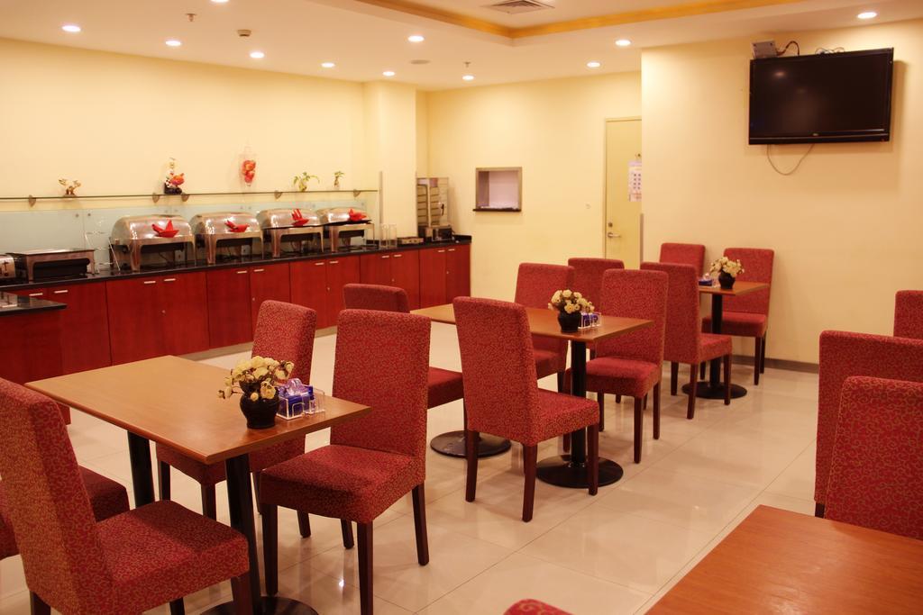 Hanting Hotel Shanghai South Railway Station Luoxiang Road Branch Extérieur photo