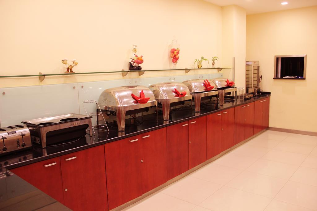 Hanting Hotel Shanghai South Railway Station Luoxiang Road Branch Extérieur photo