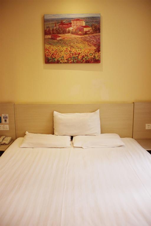 Hanting Hotel Shanghai South Railway Station Luoxiang Road Branch Extérieur photo